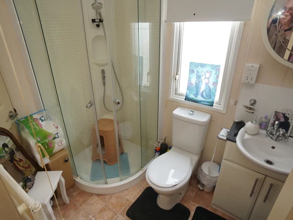 2 bedroom Mobile Home for sale in Pitres - € 18,000 (Ref: 9733947)