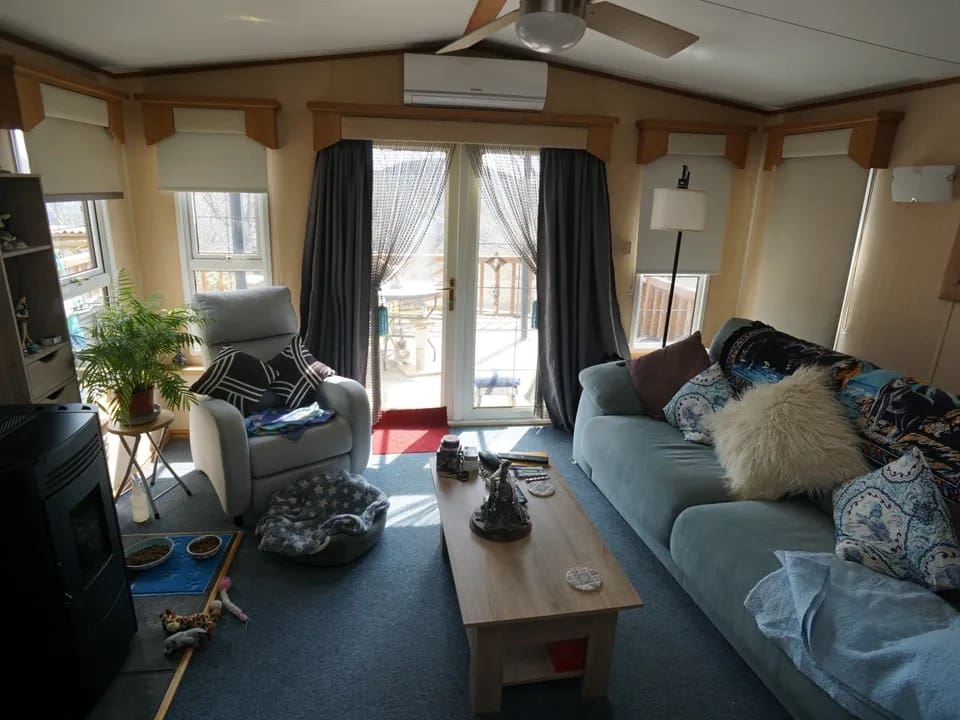 2 bedroom Mobile Home for sale in Pitres - € 18,000 (Ref: 9733947)