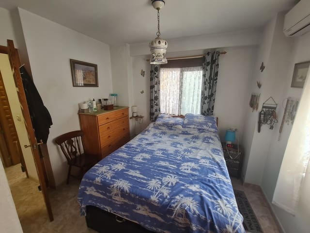 2 bedroom Townhouse for sale in Orgiva - € 97,000 (Ref: 9826835)
