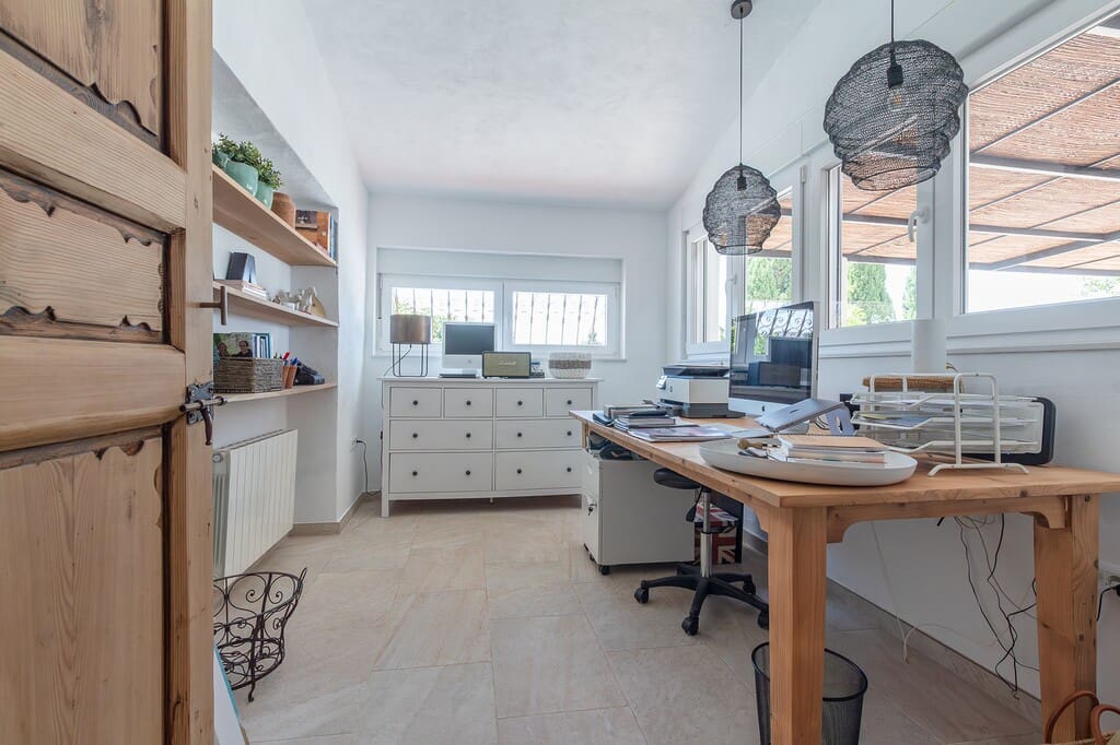 6 soveværelse Finca/Landehus til salg i Colmenar med swimmingpool garage - € 1.185.000 (Ref: 10058009)