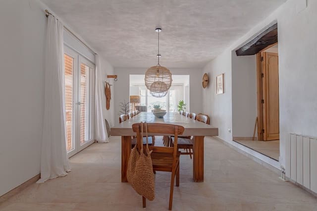 6 soveværelse Finca/Landehus til salg i Colmenar med swimmingpool garage - € 1.185.000 (Ref: 10058009)