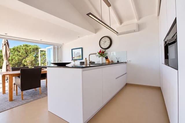 2 slaapkamer Finca/Landhuis te koop in Cómpeta met zwembad garage - € 595.000 (Ref: 10157415)