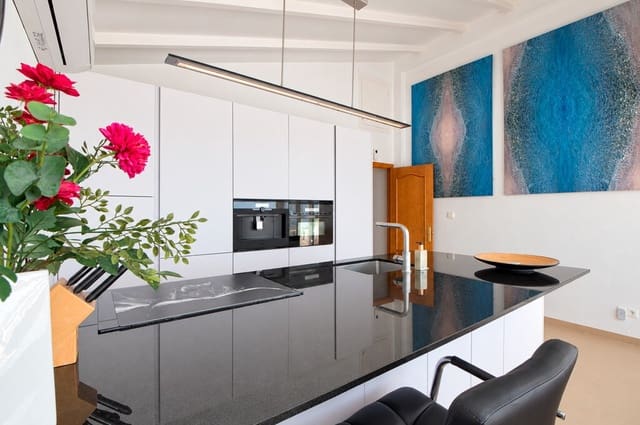 2 slaapkamer Finca/Landhuis te koop in Cómpeta met zwembad garage - € 595.000 (Ref: 10157415)