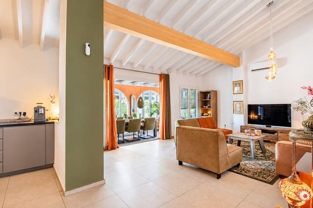 2 soveværelse Finca/Landehus til salg i Cómpeta med swimmingpool garage - € 480.000 (Ref: 10159118)