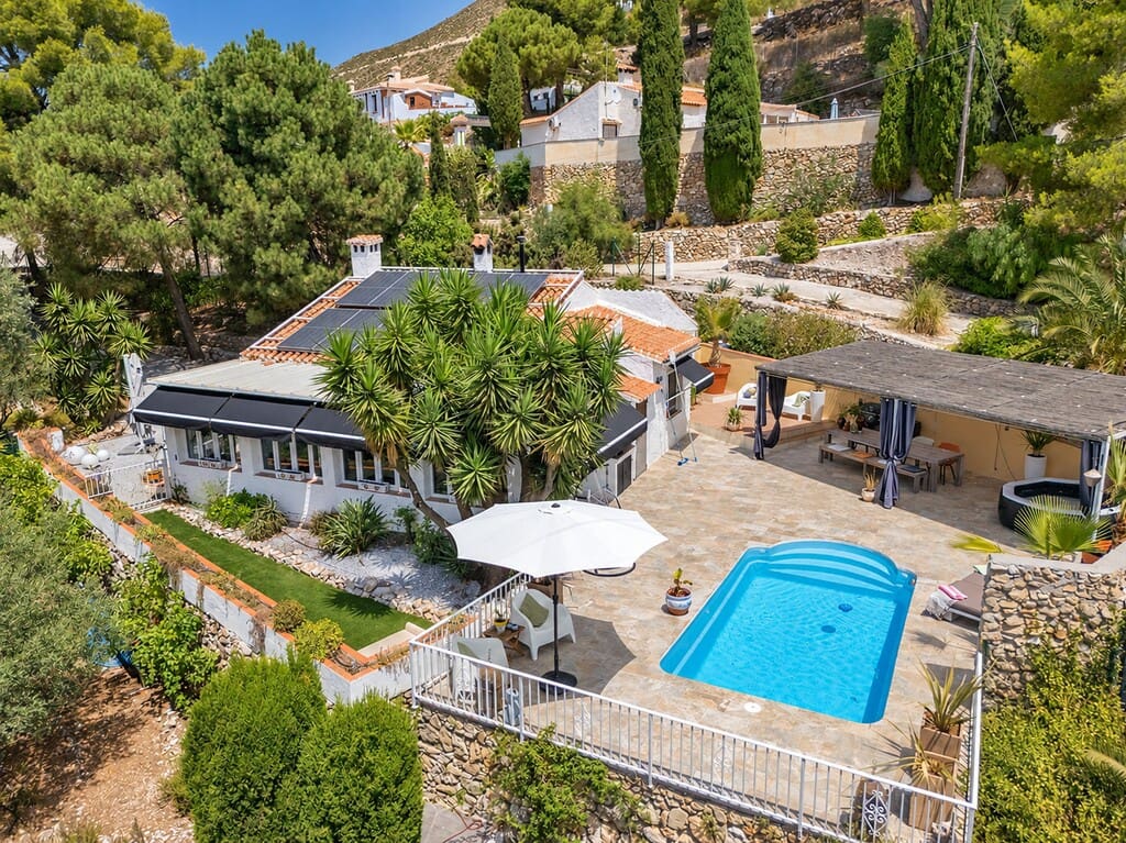 2 camera da letto Finca/Casa di Campagna in vendita in Competa con piscina garage - 480.000 € (Rif: 10159118)