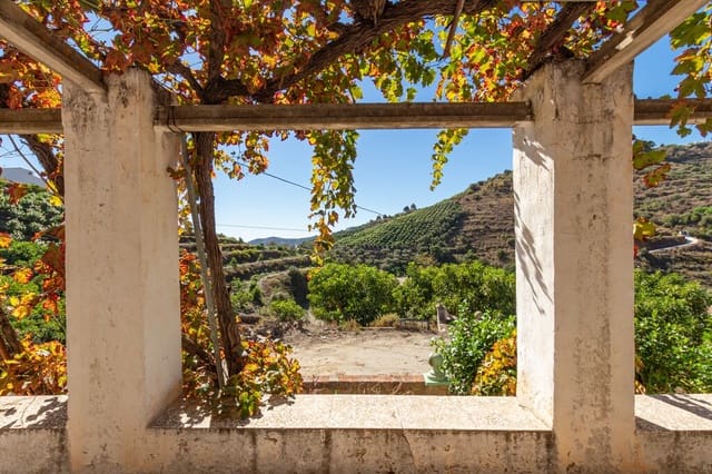 3 soveværelse Finca/Landehus til salg i Frigiliana med swimmingpool garage - € 379.000 (Ref: 10179772)