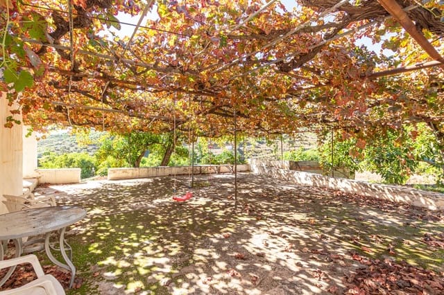 3 soveværelse Finca/Landehus til salg i Frigiliana med swimmingpool garage - € 379.000 (Ref: 10179772)