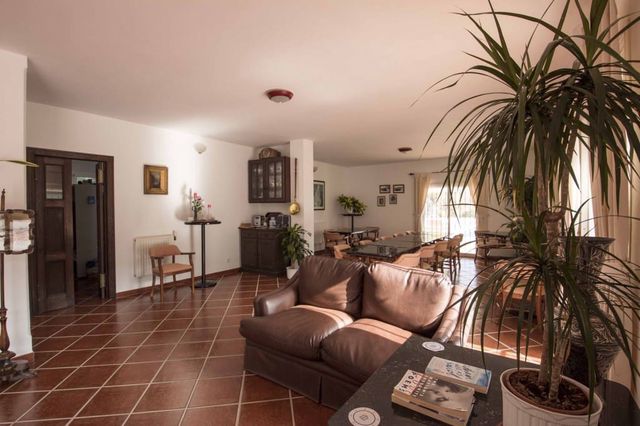 7 sypialnia Hotel na sprzedaż w Rincón de la Victoria z basenem - 994 995 € (Ref: 5067114)