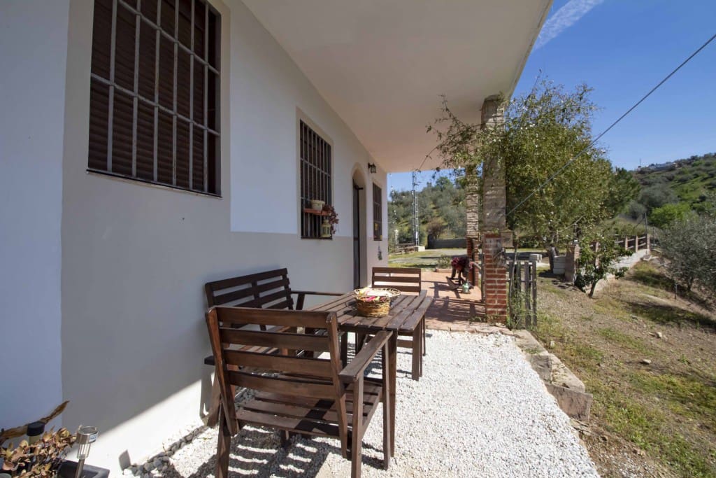 7 sypialnia Finka/Dom wiejski na sprzedaż w Riogordo z basenem garażem - 800 000 € (Ref: 6011466)