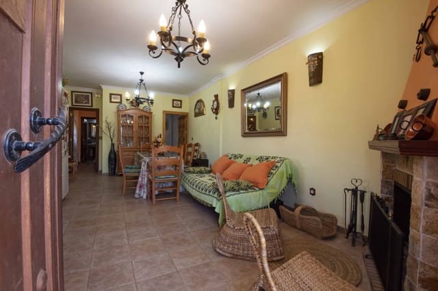 7 sypialnia Finka/Dom wiejski na sprzedaż w Riogordo z basenem garażem - 800 000 € (Ref: 6011466)