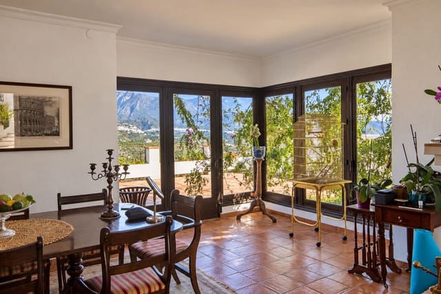 7 soveværelse Villa til salg i Torrox med swimmingpool - € 880.000 (Ref: 6053246)