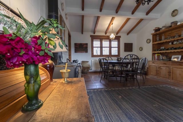 3 slaapkamer Finca/Landhuis te koop in Sedella met zwembad - € 398.000 (Ref: 7812695)