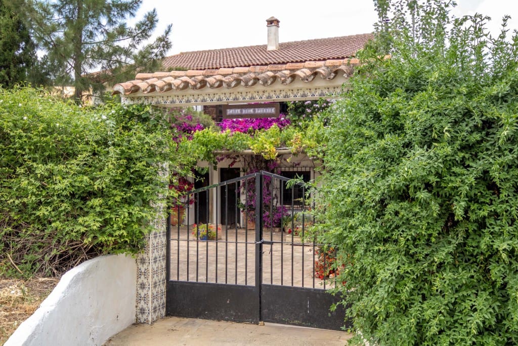 5 bedroom Finca/Country House for sale in Riogordo - € 385,000 (Ref: 9050834)