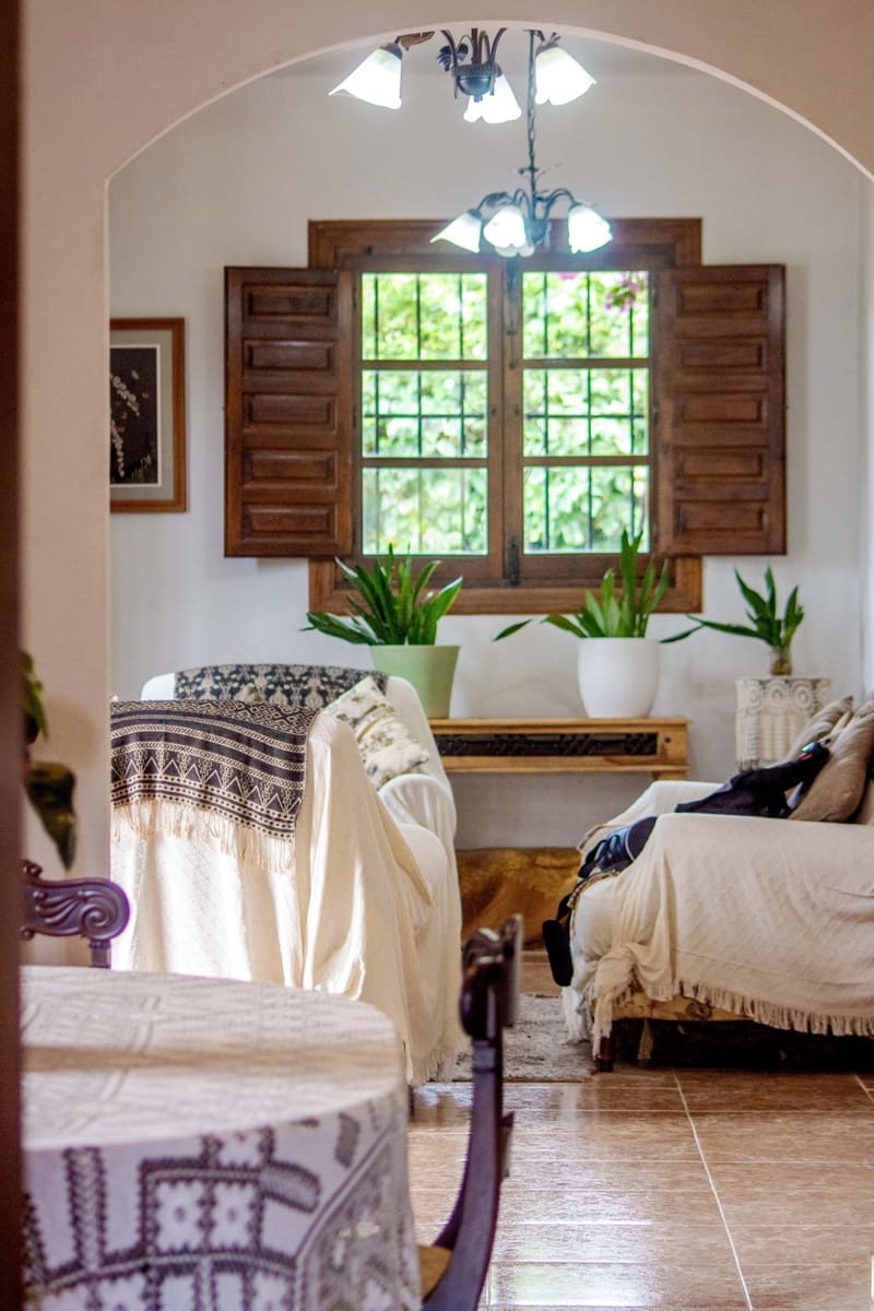 5 bedroom Finca/Country House for sale in Riogordo - € 385,000 (Ref: 9050834)