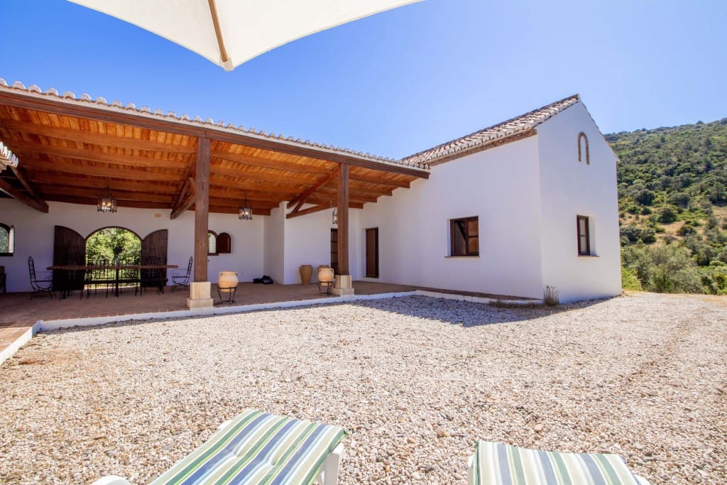 4 soveværelse Finca/Landehus til salg i Comares med swimmingpool - € 695.000 (Ref: 9062171)