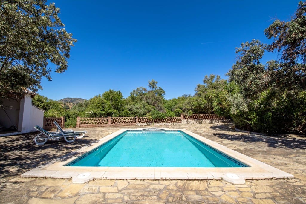 4 soveværelse Finca/Landehus til salg i Comares med swimmingpool - € 695.000 (Ref: 9062171)