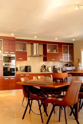 3 slaapkamer Villa te koop in Torrox-Costa, Torrox met zwembad garage - € 489.000 (Ref: 9410475)