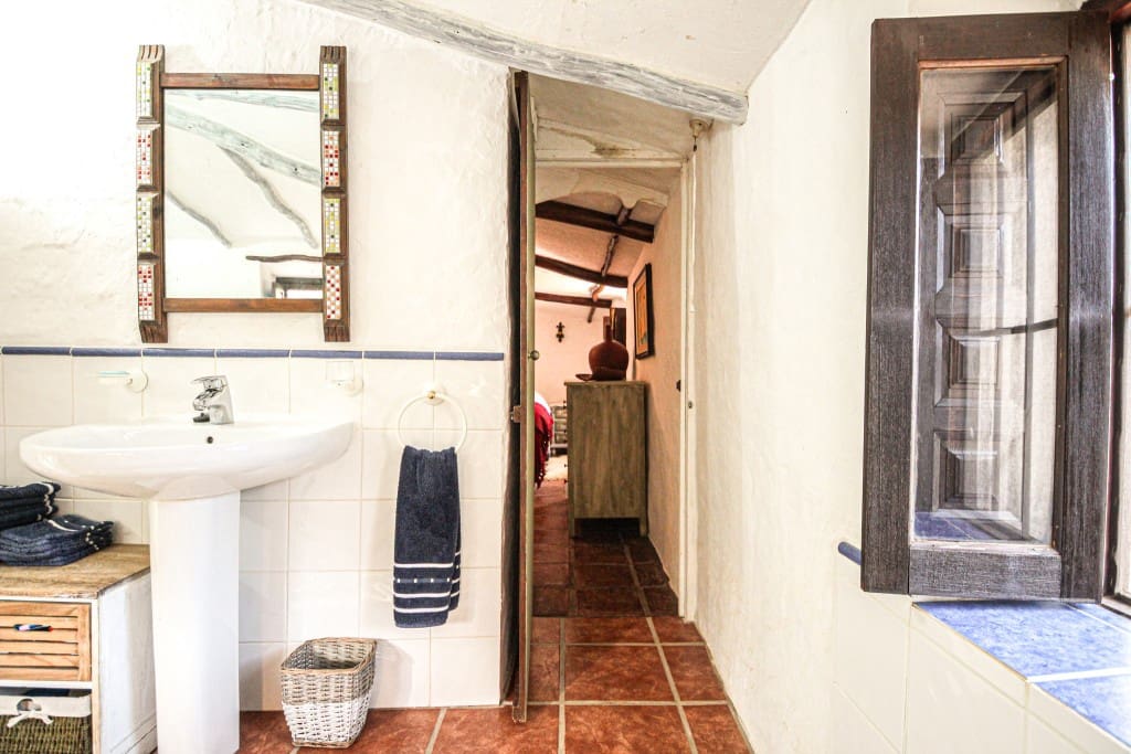 4 bedroom Finca/Country House for sale in Colmenar - € 349,000 (Ref: 9461029)