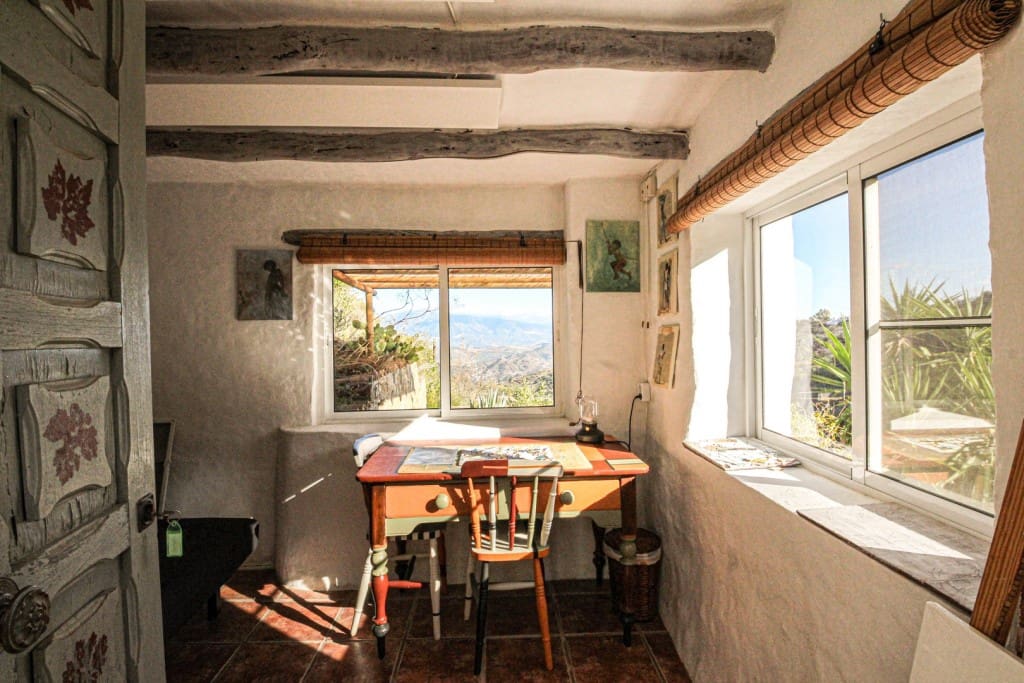 4 bedroom Finca/Country House for sale in Colmenar - € 349,000 (Ref: 9461029)