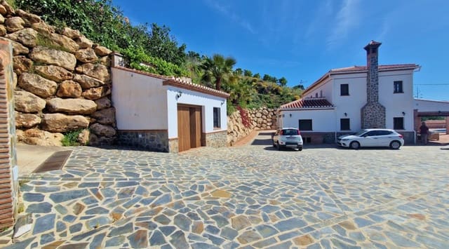 4 quarto Quinta/Casa Rural para venda em Vélez-Málaga com piscina - 695 000 € (Ref: 9542973)