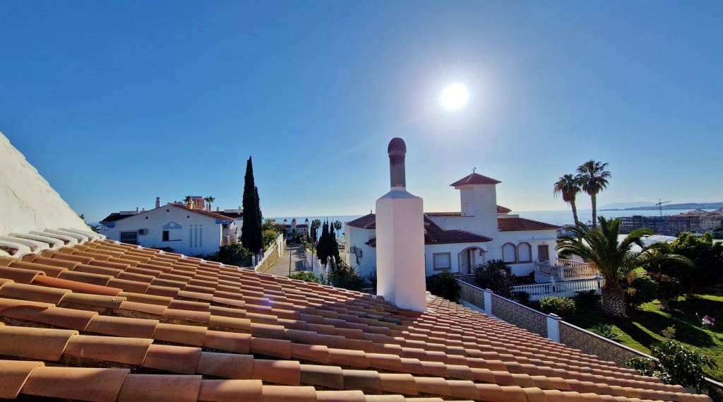 3 Zimmer Villa zu verkaufen in Mezquitilla mit Pool - 469.000 € (Ref: 9542974)