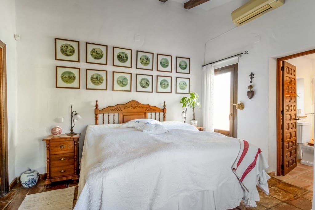 4 Zimmer Villa zu verkaufen in Frigiliana mit Pool - 1.195.000 € (Ref: 9547496)