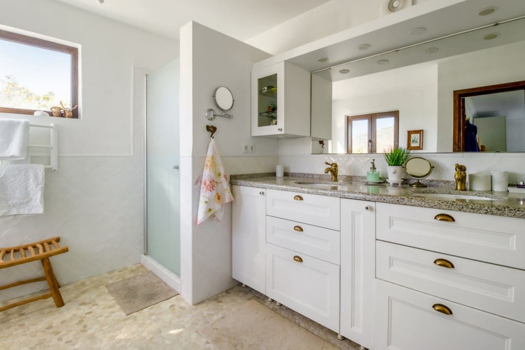 4 Zimmer Villa zu verkaufen in Frigiliana mit Pool - 1.195.000 € (Ref: 9547496)