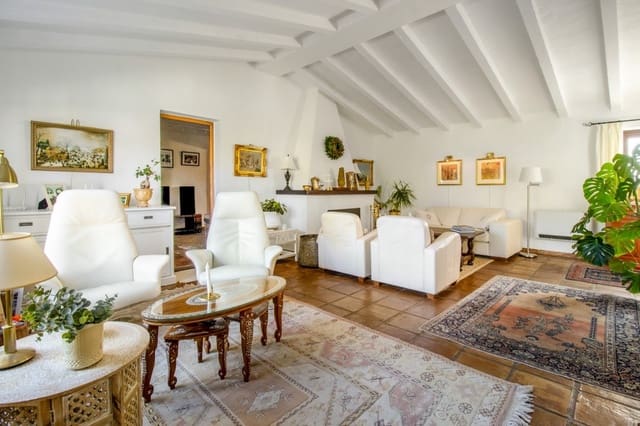 4 Zimmer Villa zu verkaufen in Frigiliana mit Pool - 1.195.000 € (Ref: 9547496)