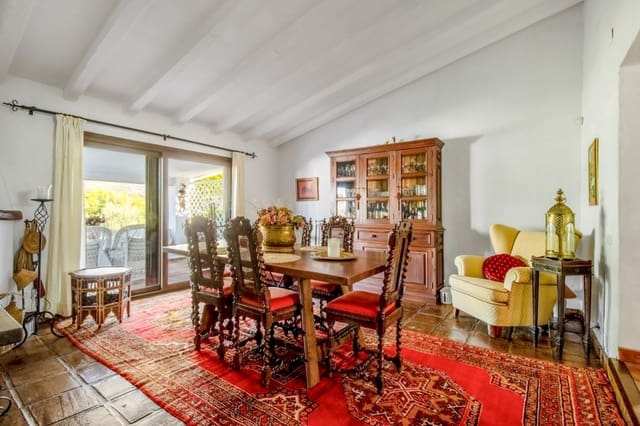 4 Zimmer Villa zu verkaufen in Frigiliana mit Pool - 1.195.000 € (Ref: 9547496)