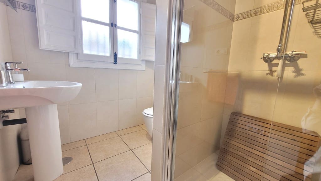 5 Zimmer Villa zu verkaufen in Competa mit Pool - 575.000 € (Ref: 9550558)