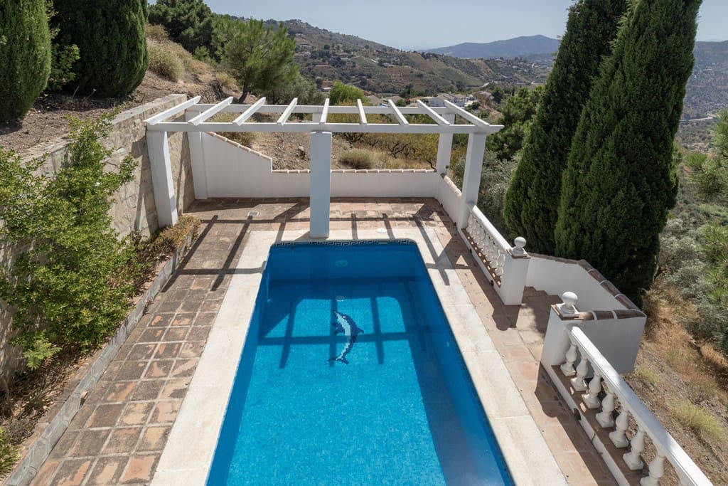 4 slaapkamer Villa te koop in Competa met zwembad garage - € 645.000 (Ref: 9655604)