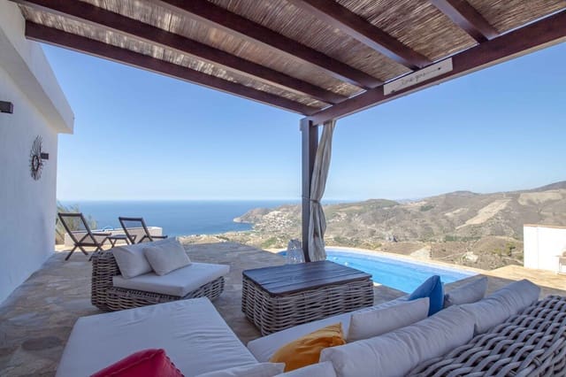 3 soveværelse Finca/Landehus til salg i La Herradura, Almuñécar med swimmingpool - € 469.000 (Ref: 9731729)