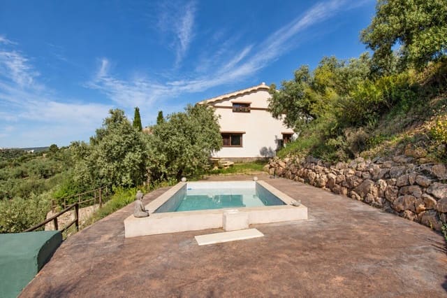 3 soveværelse Finca/Landehus til salg i Riogordo med swimmingpool garage - € 285.000 (Ref: 9828763)