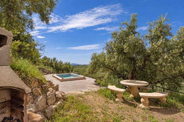 3 soveværelse Finca/Landehus til salg i Riogordo med swimmingpool garage - € 285.000 (Ref: 9828763)
