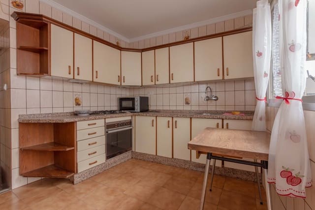 8 sypialnia Dom na sprzedaż w Riogordo - 310 000 € (Ref: 9835973)