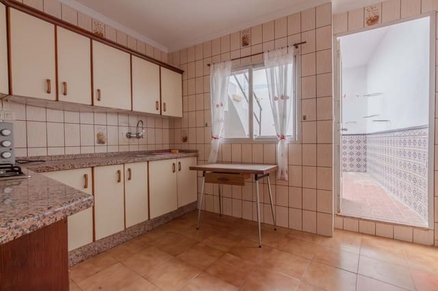 8 sypialnia Dom na sprzedaż w Riogordo - 310 000 € (Ref: 9835973)