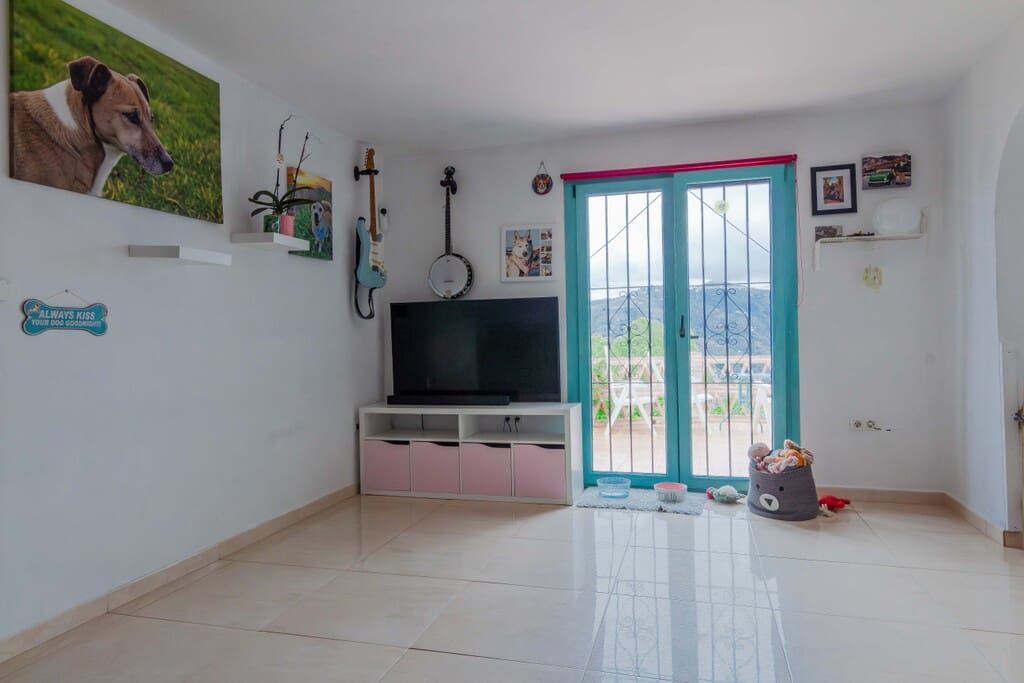 3 bedroom Finca/Country House for sale in Torrox with pool - € 475,000 (Ref: 9835974)