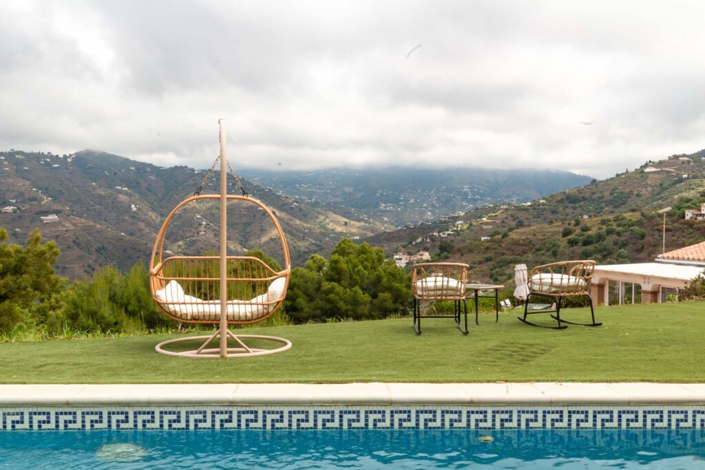 3 bedroom Finca/Country House for sale in Torrox with pool - € 475,000 (Ref: 9835974)