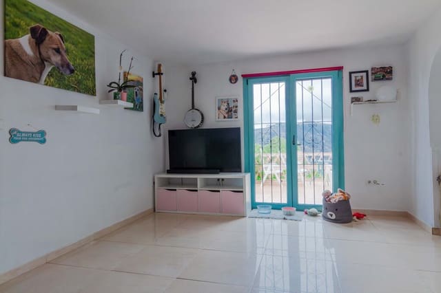3 chambre Finca/Maison de Campagne à vendre à Torrox avec piscine - 475 000 € (Ref: 9835974)