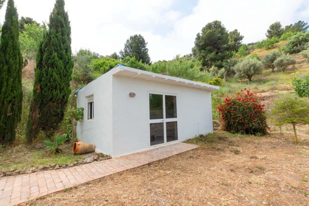 3 bedroom Finca/Country House for sale in Torrox with pool - € 475,000 (Ref: 9835974)