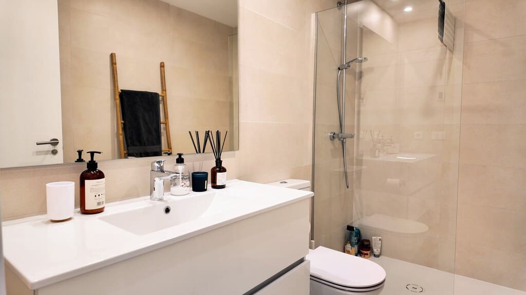 3 Zimmer Apartment zu verkaufen in Rincon de la Victoria mit Pool - 649.000 € (Ref: 9855062)