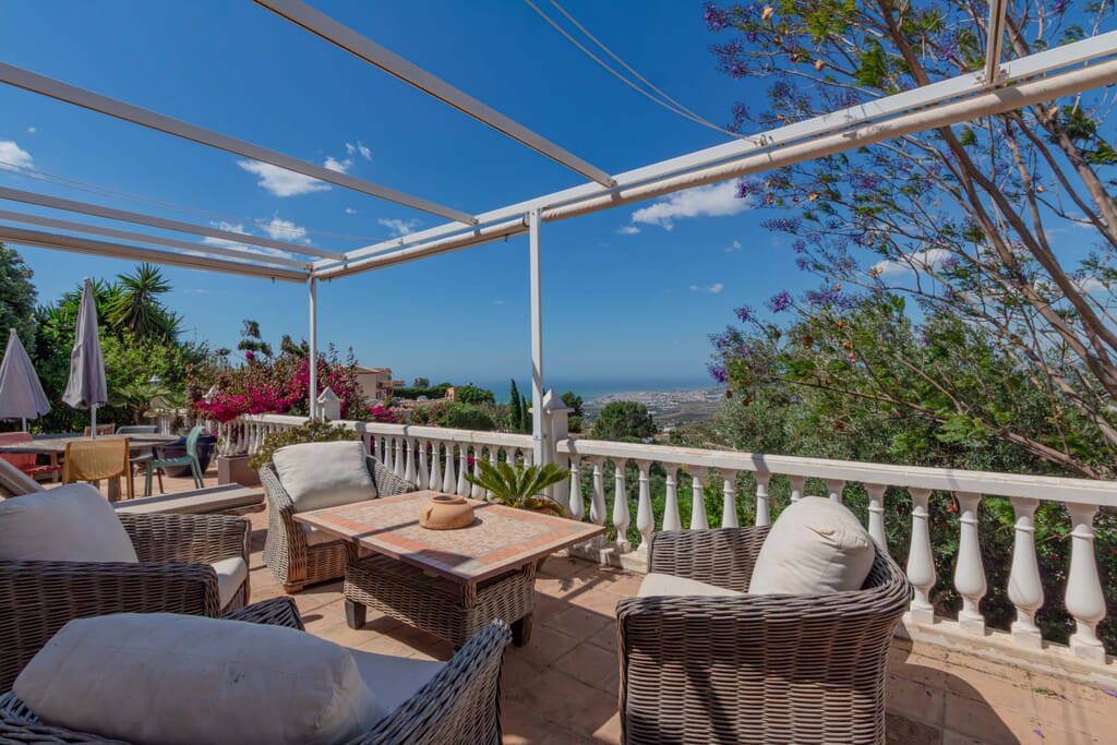 5 quarto Moradia para venda em Arenas com piscina - 775 000 € (Ref: 9861614)