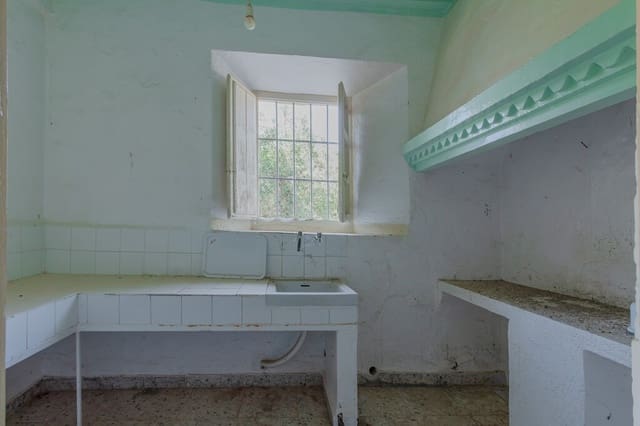 3 soveværelse Finca/Landehus til salg i Comares - € 110.000 (Ref: 9873048)