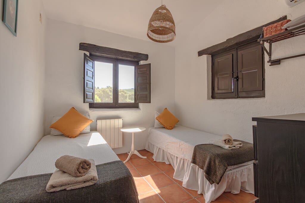8 soverom Finca/Herregård til salgs i Montefrio med svømmebasseng - € 760 000 (Ref: 9947350)