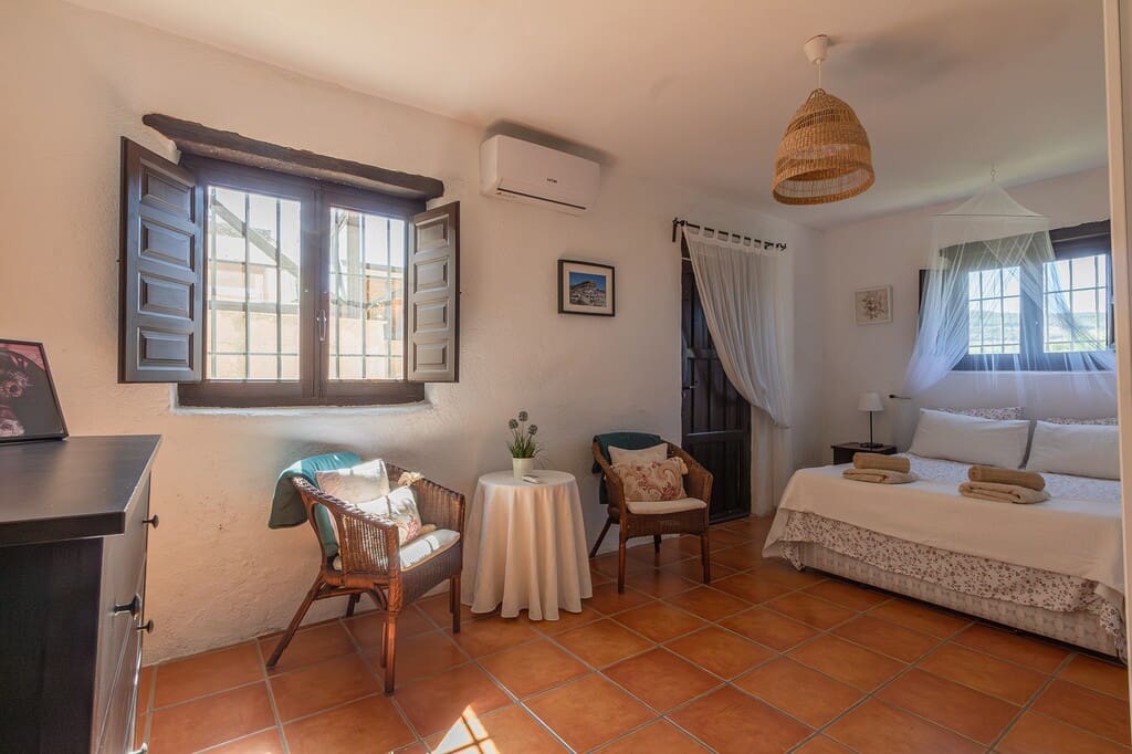 8 soverom Finca/Herregård til salgs i Montefrio med svømmebasseng - € 760 000 (Ref: 9947350)