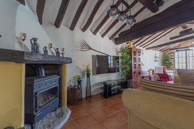 8 soverom Finca/Herregård til salgs i Montefrío med svømmebasseng - € 760 000 (Ref: 9947350)