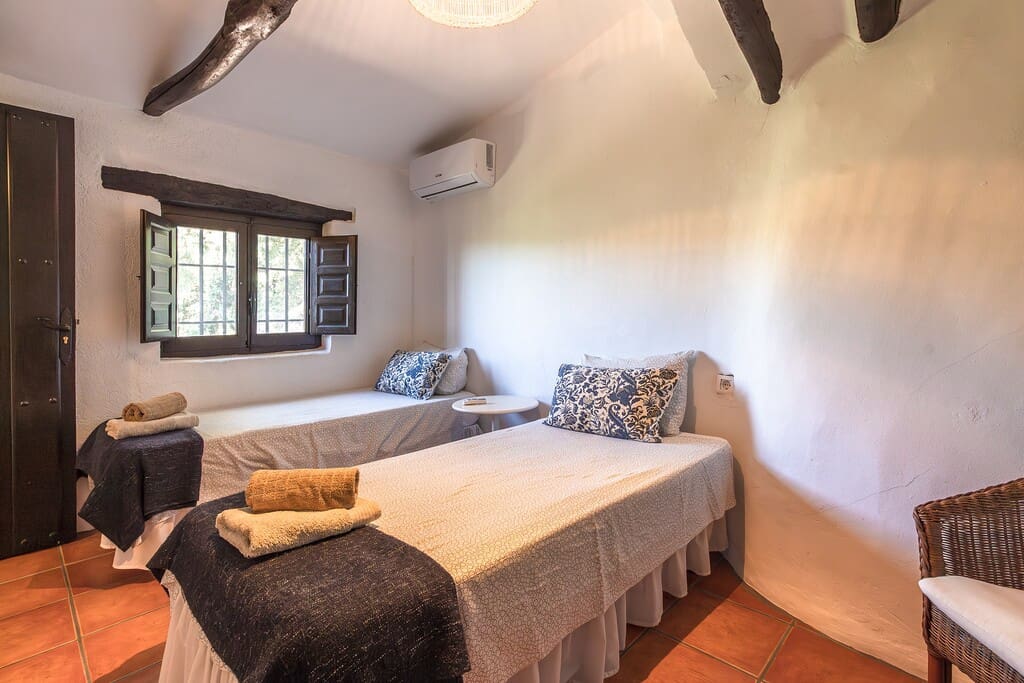 8 soverom Finca/Herregård til salgs i Montefrio med svømmebasseng - € 760 000 (Ref: 9947350)