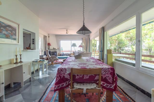 5 bedroom Villa for sale in Mezquitilla, Vélez-Málaga with pool garage - € 995,000 (Ref: 9959312)