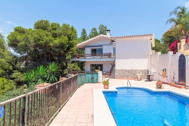 5 bedroom Villa for sale in Mezquitilla, Vélez-Málaga with pool garage - € 995,000 (Ref: 9959312)