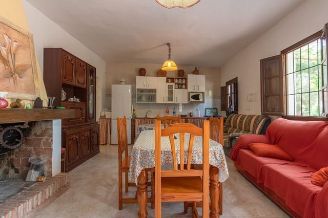 2 bedroom Finca/Country House for sale in Riogordo - € 249,000 (Ref: 9981823)